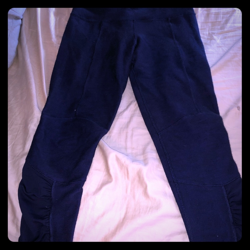 Lululemon crops